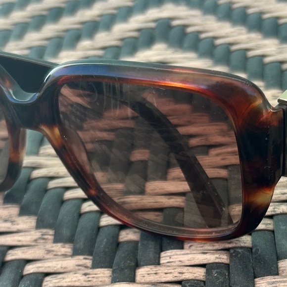 Chloe Sunglasses - Picture 6 of 7